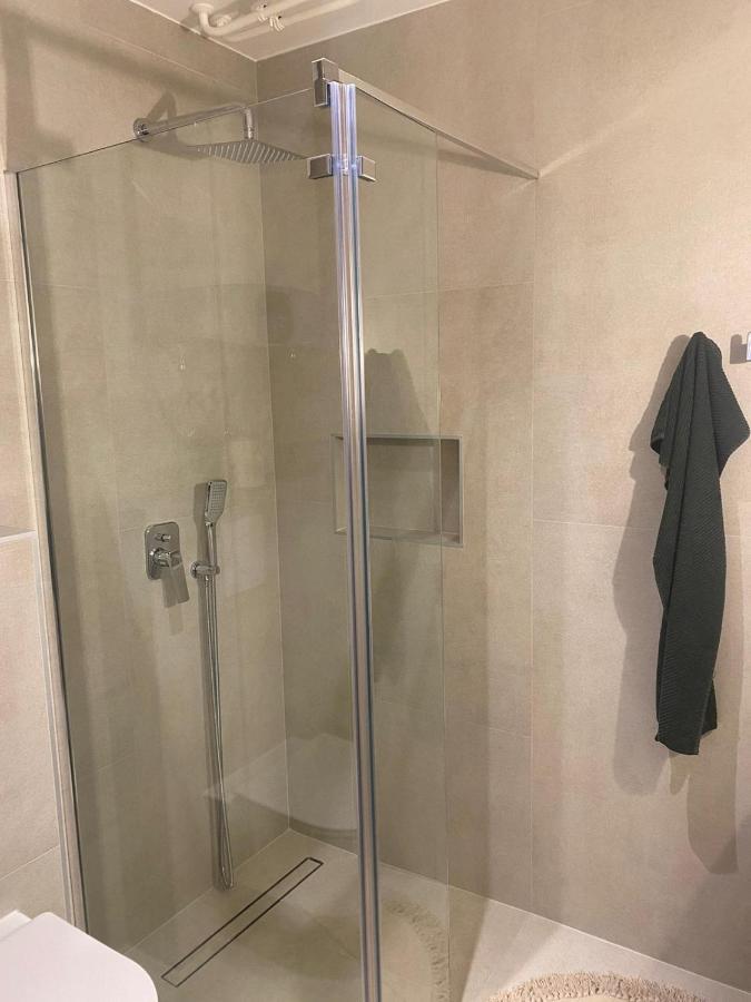 Apartment Nikval