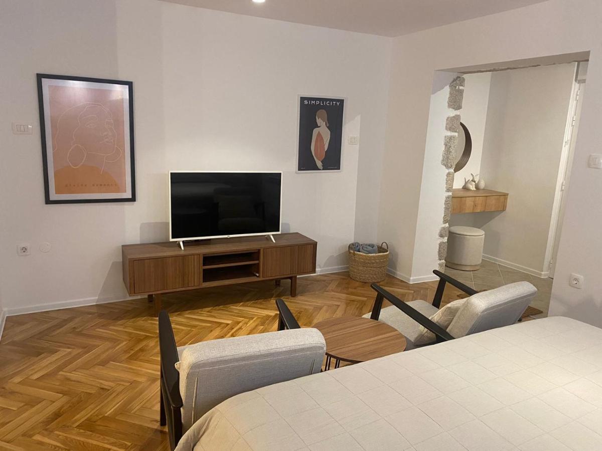 Nikval Apartment