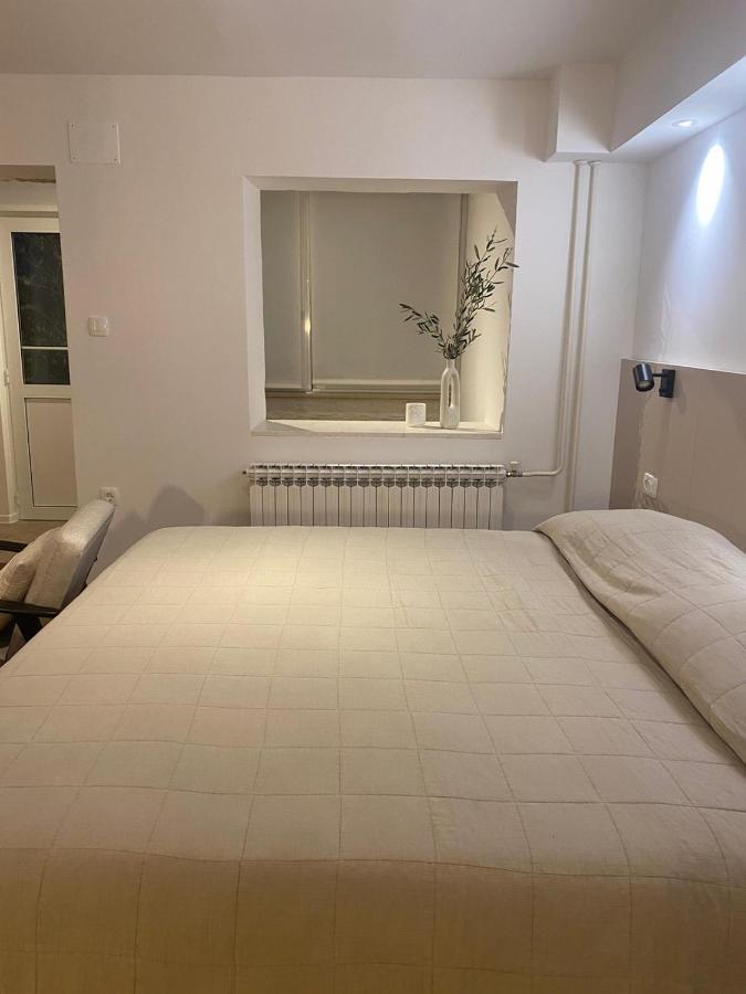 Apartment Nikval